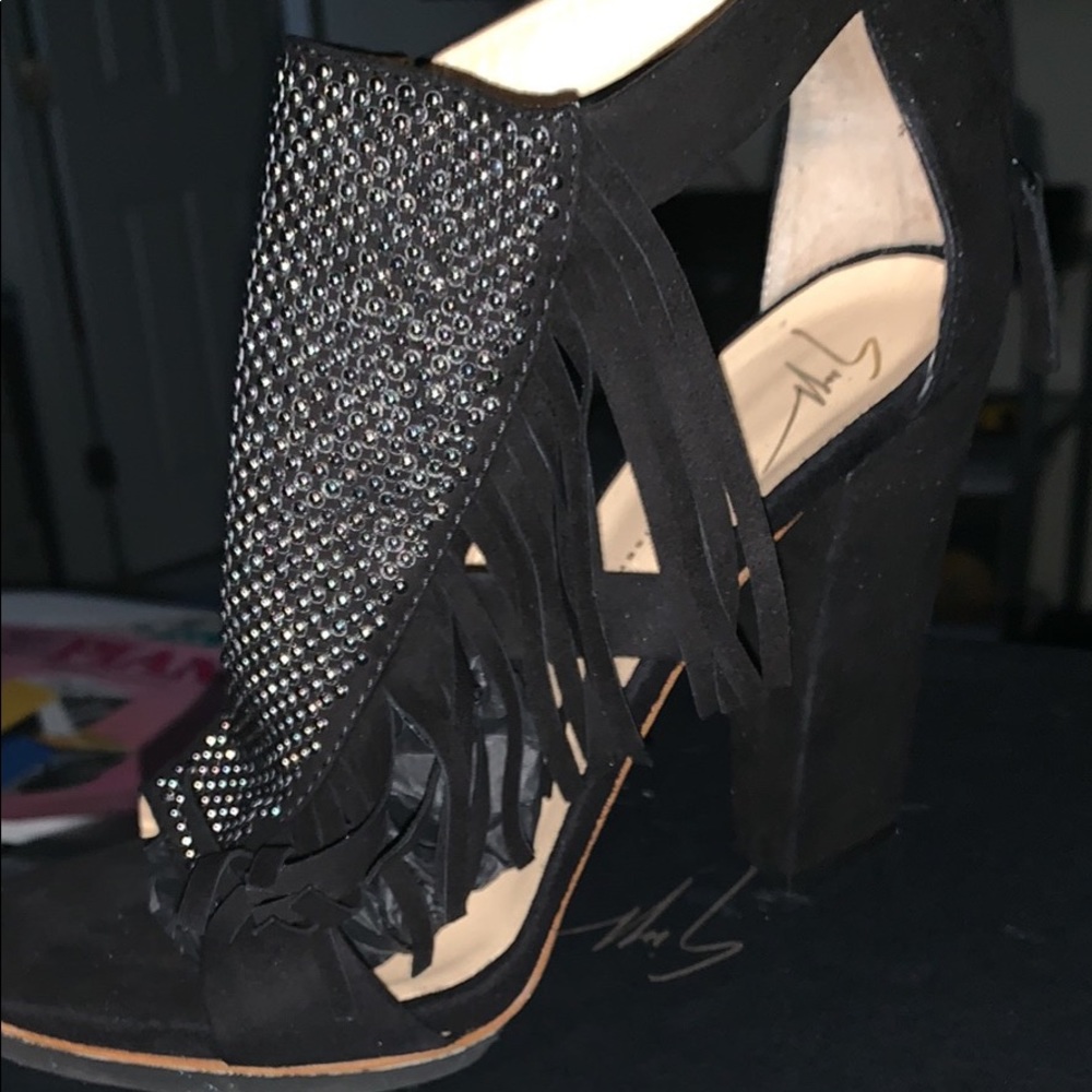 Guissepe platform tassel heels